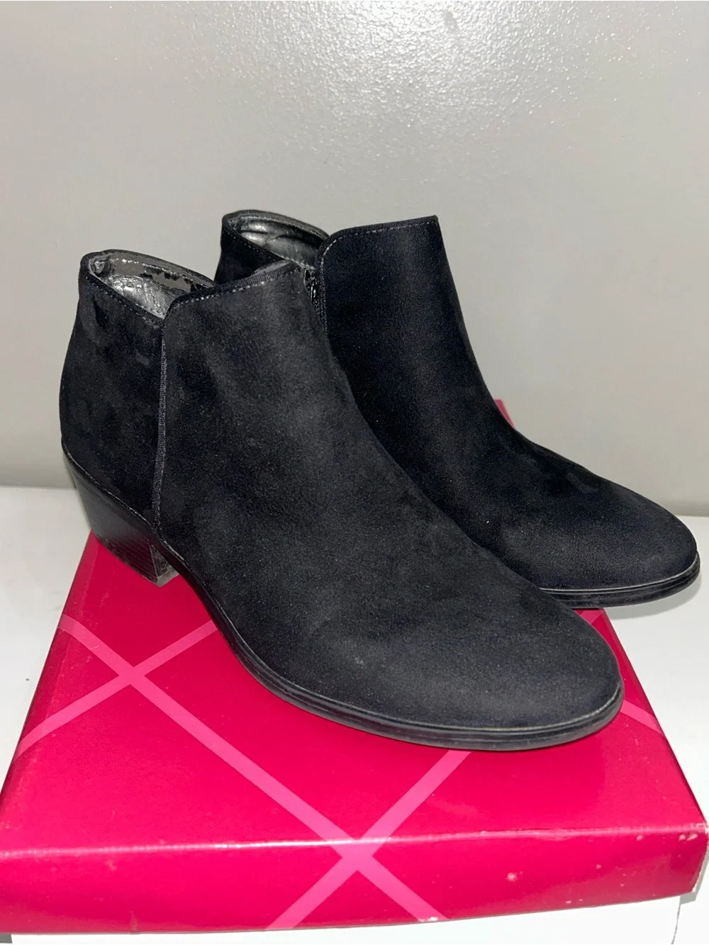 Xappeal Black Suede Ankle Booties size 8.5